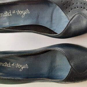 Simard & Voyer leather Shoes Worn Only Once Inside!